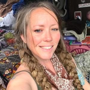 Meet your Posher, Brandy